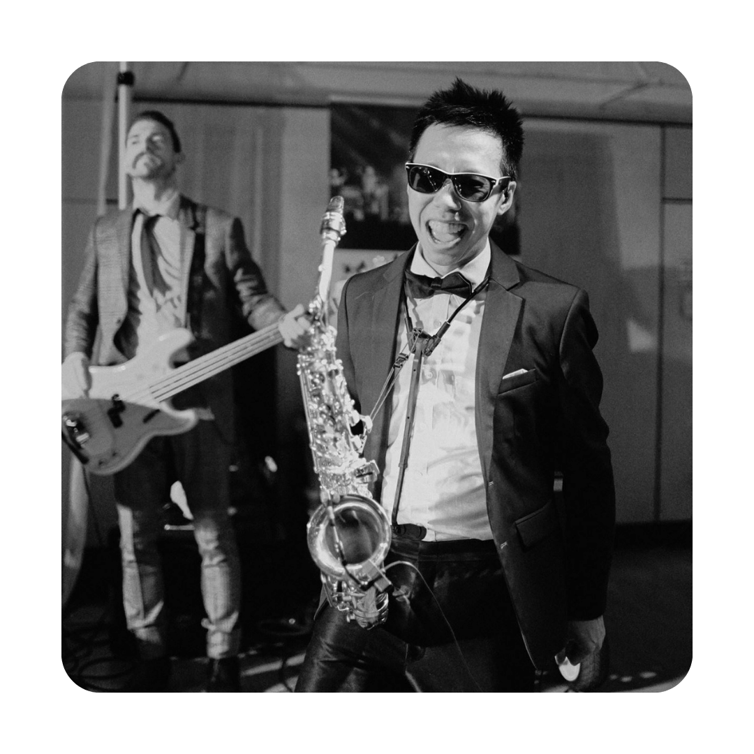 SAX WITH ERIC - Vancouver's Favorite Party Saxophonist