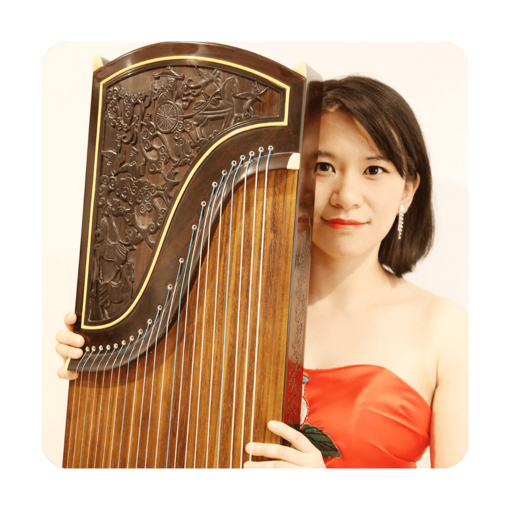 Sarah Tan GuZheng Player The Phonix